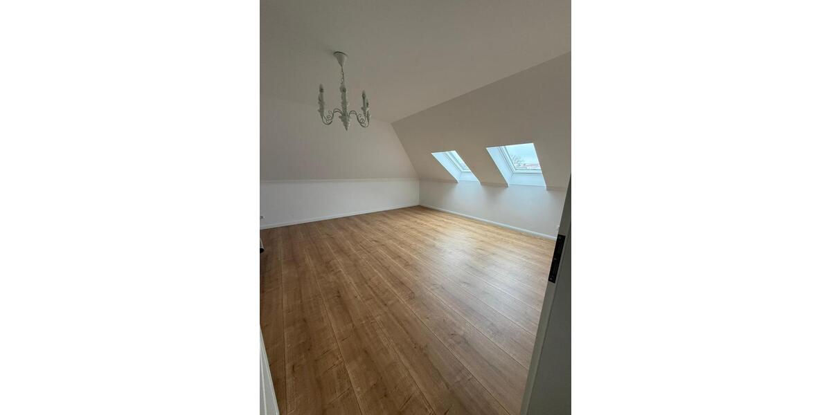 Einfamilienhaus Rötgesbüttel - 6 Zimmer, 180 m&sup2;, 600.000&euro; | Angebot:25235422