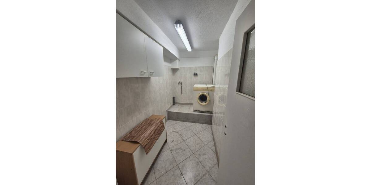 Mehrfamilienhaus, Wohnhaus Lutter Neuwallmoden - 8 Zimmer, 320 m&sup2;, 156.000&euro; | Angebot:26154913