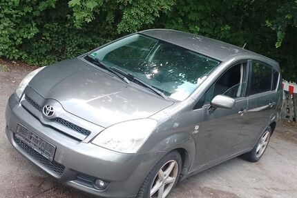 Toyota Corolla Verso 260.000 km 1.150 &euro; Braunschweig 38118