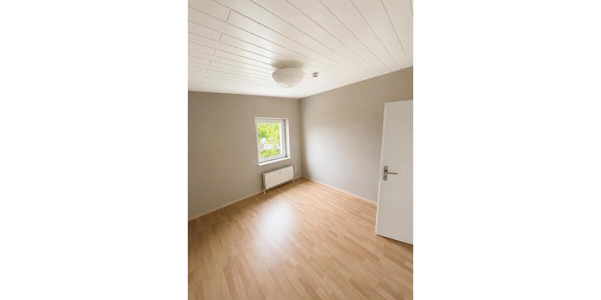 Terrassenwohnung Schwülper - 8 Zimmer, 192 m&sup2;, 1.550&euro; | Angebot:26537957