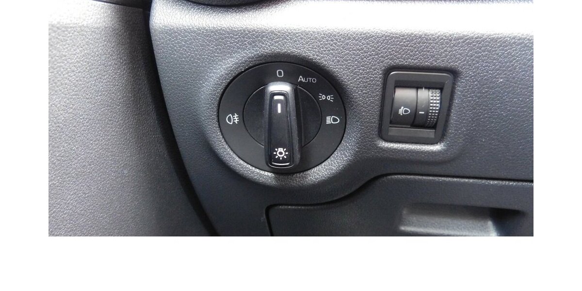 Skoda Fabia 1.0 Active MPI BMT 4Trg Navi Klima 22.700 km 13.390 &euro; Vordorf 38533