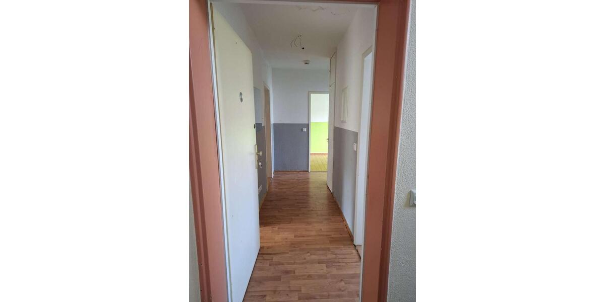 Etagenwohnung Salzgitter Ortschaft Südost - 3 Zimmer, 61 m&sup2;, 398&euro; | Angebot:25545459