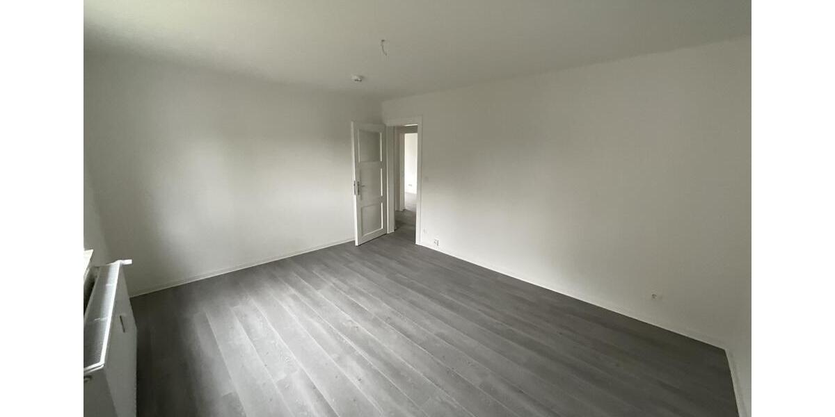 Etagenwohnung Salzgitter Ortschaft Ost - 3 Zimmer, 55 m&sup2;, 384&euro; | Angebot:25145673